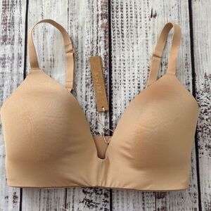 Skims Wireless Form T-shirt Bra Clay 32DDD
